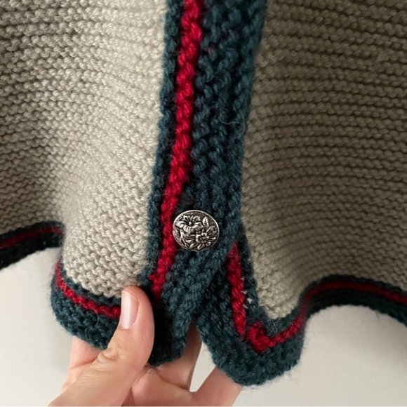 𝅺Vintage Handmade Knit Cardigan Sweater - Picture 5 of 5